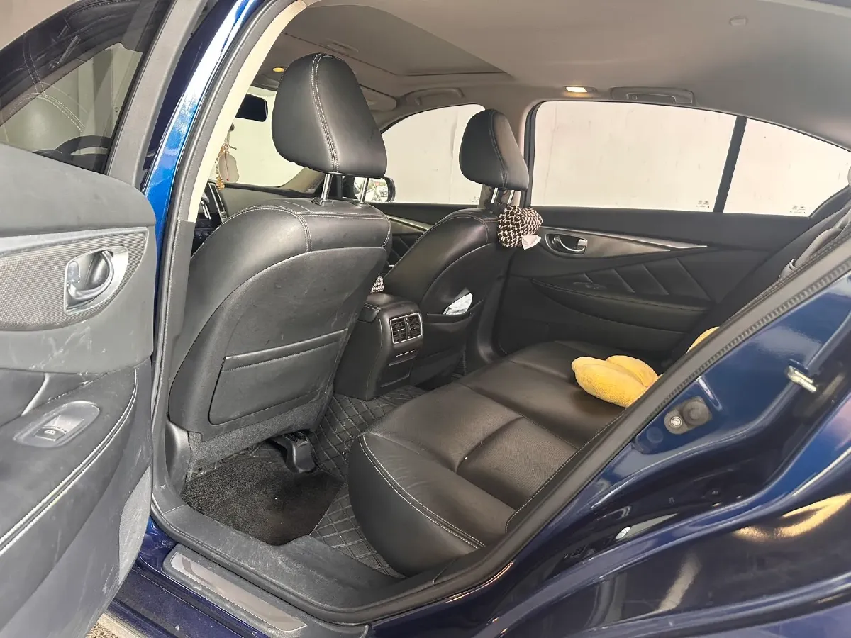 2016 Infiniti Q50L 2.0T 211HP L4 7AT,autocango,china used car exporter,china ev exporter,chinese used car exporter,chinese used ev exporter