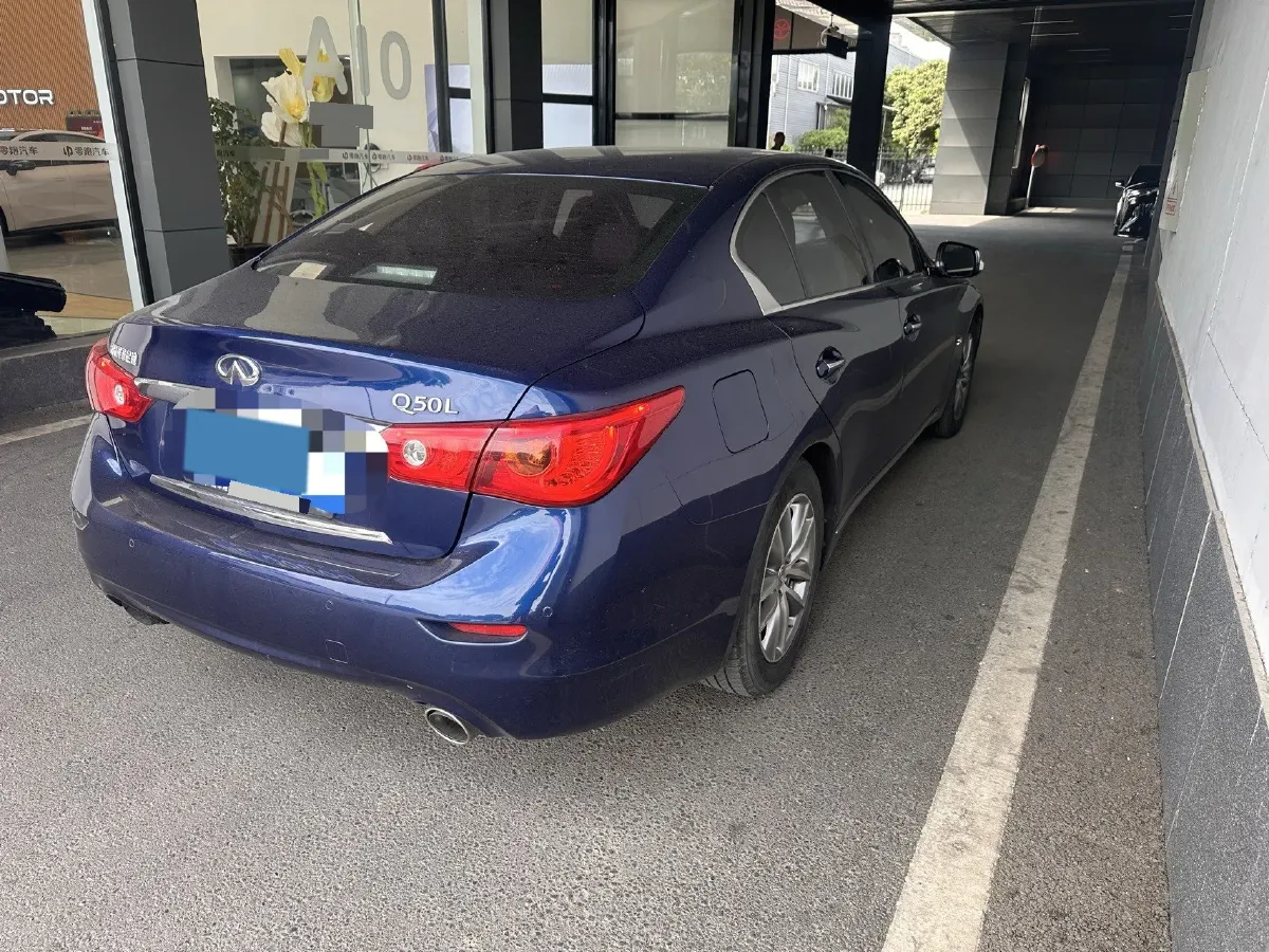 2016 Infiniti Q50L 2.0T 211HP L4 7AT,autocango,china used car exporter,china ev exporter,chinese used car exporter,chinese used ev exporter