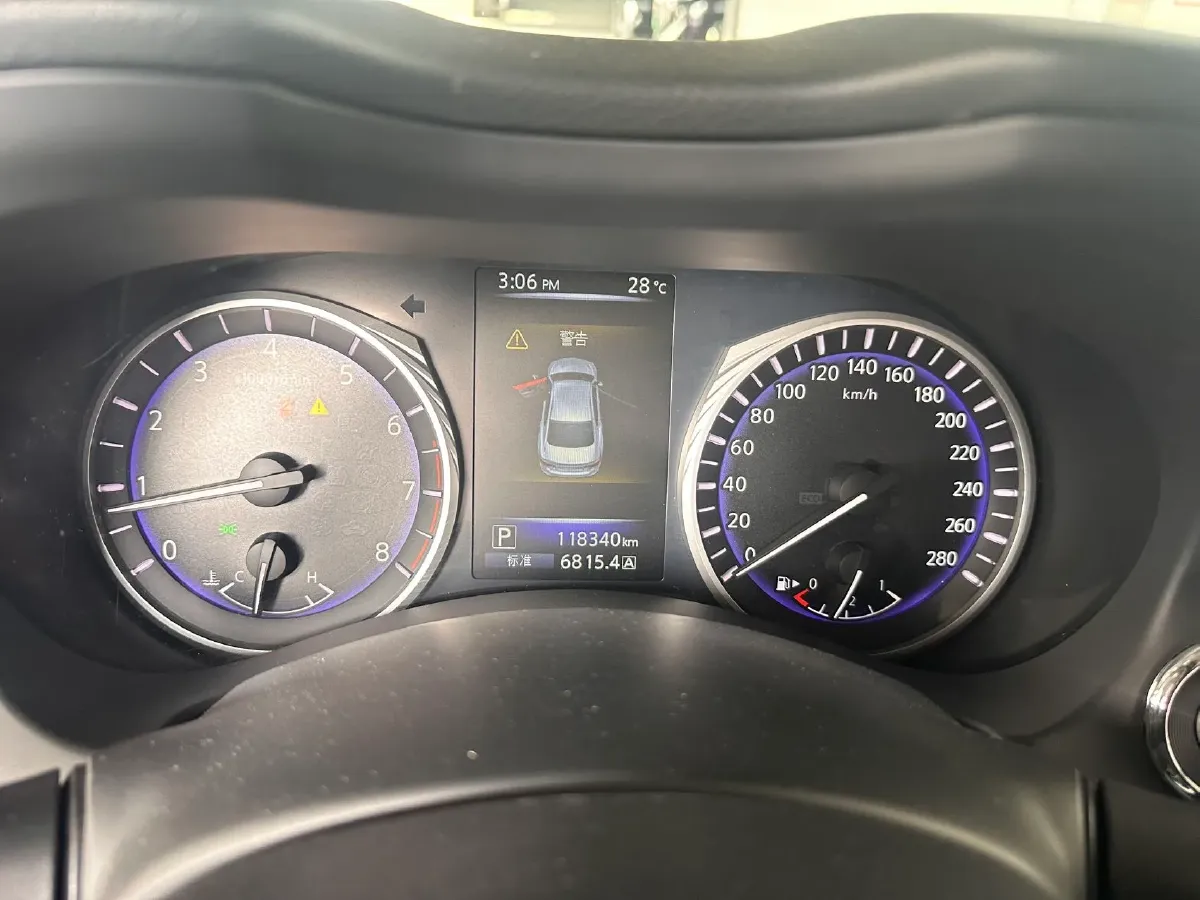 2016 Infiniti Q50L 2.0T 211HP L4 7AT,autocango,china used car exporter,china ev exporter,chinese used car exporter,chinese used ev exporter