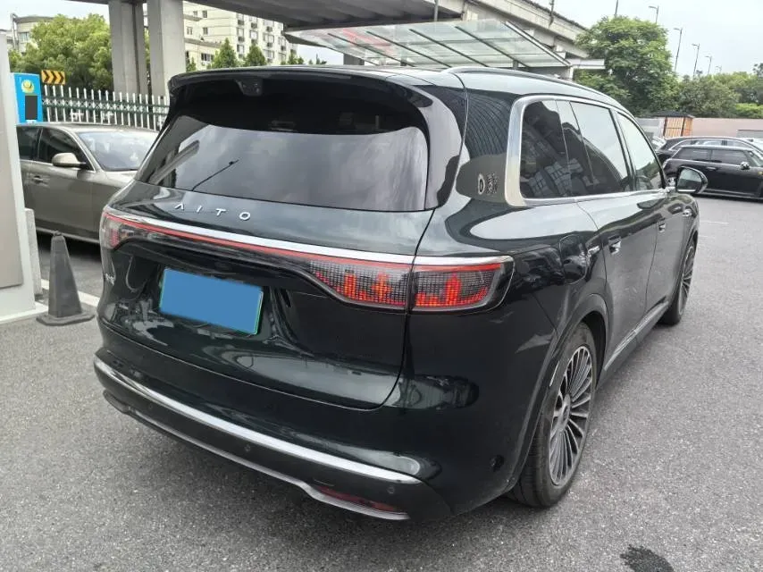 2025 AITO AITO M8 REEV 160HP REEV 53.4KWH,autocango,china used car exporter,china ev exporter,chinese used car exporter,chinese used ev exporter