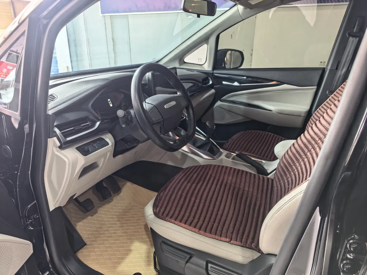 2024 MAXUS G50 1.5T 181HP L4 6MT,autocango,china used car exporter,china ev exporter,chinese used car exporter,chinese used ev exporter