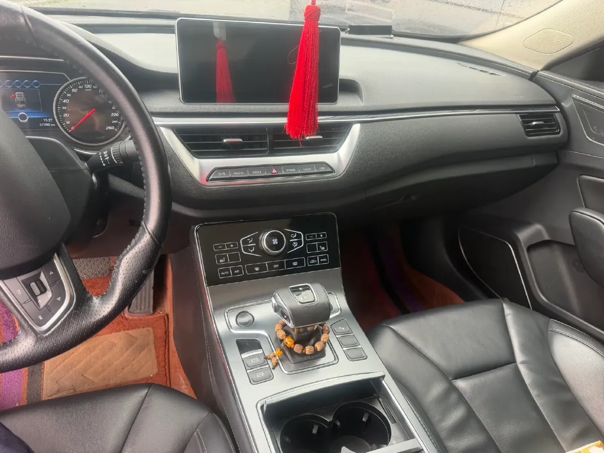 2019 HongQi H5 1.8T 180HP L4 6AT,autocango,china used car exporter,china ev exporter,chinese used car exporter,chinese used ev exporter