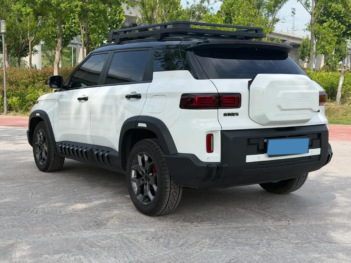 2025 Geely Cowboy 1.5T 181HP L4 7DCT,autocango,china used car exporter,china ev exporter,chinese used car exporter,chinese used ev exporter