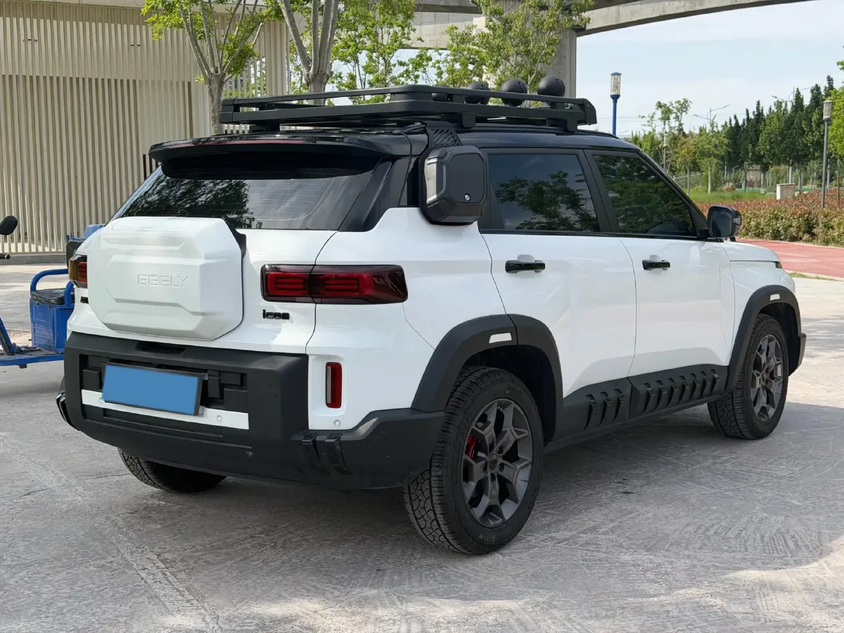 2025 Geely Cowboy 1.5T 181HP L4 7DCT,autocango,china used car exporter,china ev exporter,chinese used car exporter,chinese used ev exporter