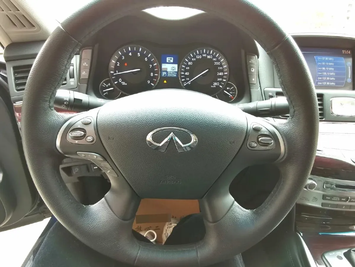 2019 Infiniti Q70 2.0T 211HP L4 7AT,autocango,china used car exporter,china ev exporter,chinese used car exporter,chinese used ev exporter