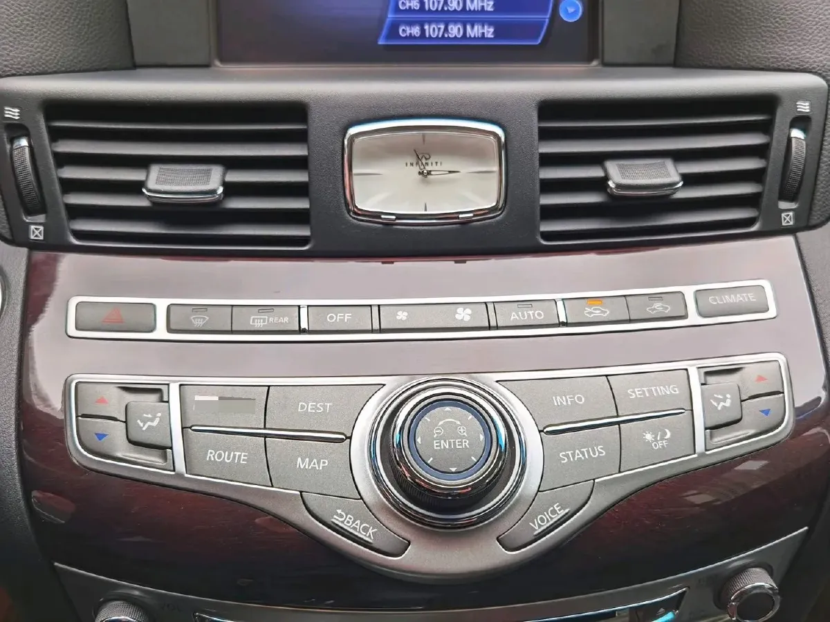 2019 Infiniti Q70 2.0T 211HP L4 7AT,autocango,china used car exporter,china ev exporter,chinese used car exporter,chinese used ev exporter