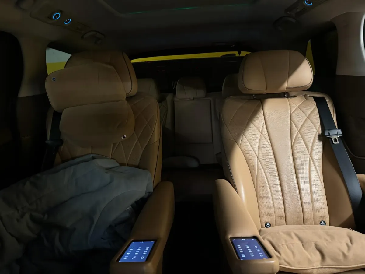 2023 Denza D9 1.5T 139HP L4 E-CVT PHEV 20.39KWH,autocango,china used car exporter,china ev exporter,chinese used car exporter,chinese used ev exporter