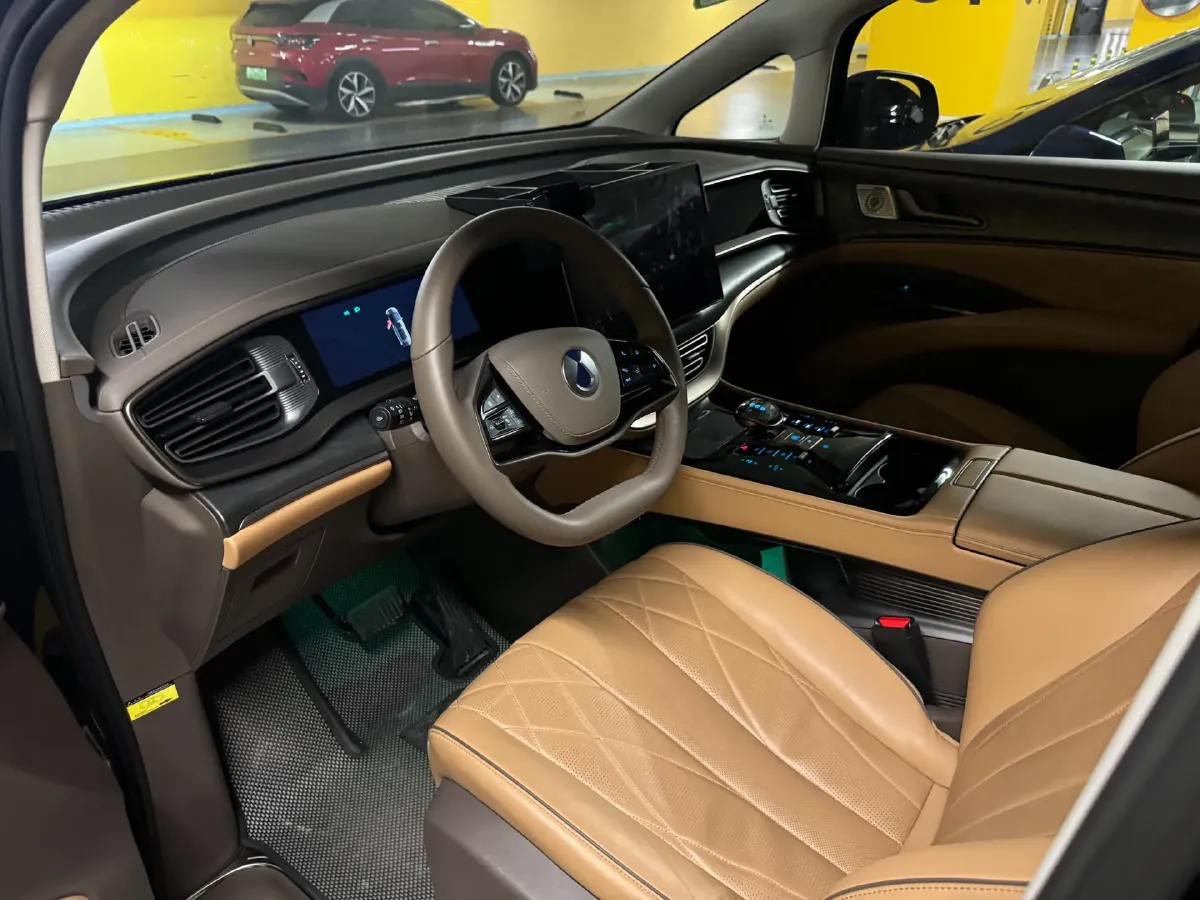 2023 Denza D9 1.5T 139HP L4 E-CVT PHEV 20.39KWH,autocango,china used car exporter,china ev exporter,chinese used car exporter,chinese used ev exporter