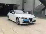 2017 Alfa Romeo Giulia 2.0T 200HP L4 8AT