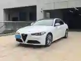 2017 Alfa Romeo Giulia 2.0T 200HP L4 8AT