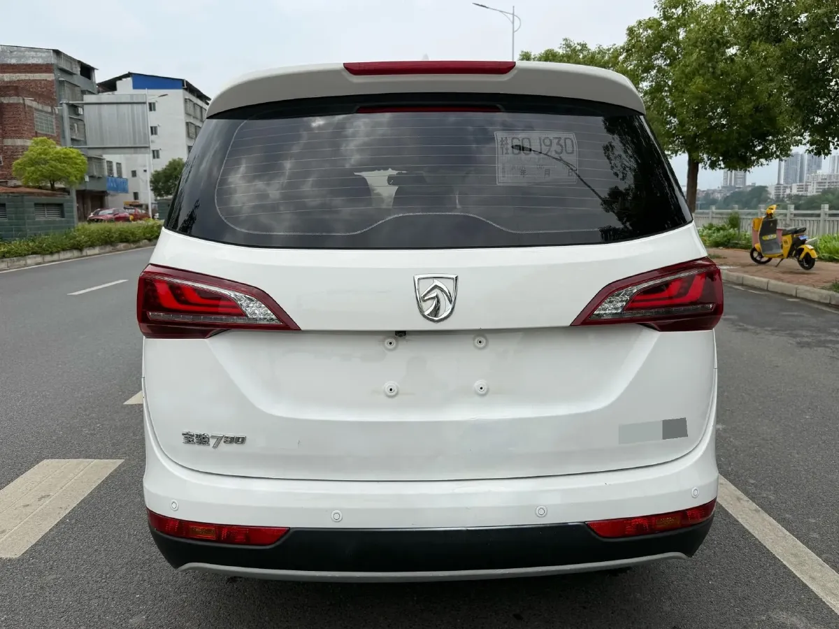 2019 BaoJun 730 1.5T 150HP L4 6MT,autocango,china used car exporter,china ev exporter,chinese used car exporter,chinese used ev exporter