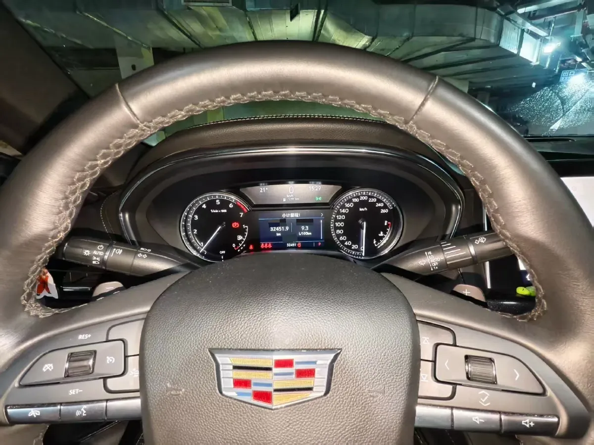 2021 Cadillac CT5 2.0T 237HP L4 10AT,autocango,china used car exporter,china ev exporter,chinese used car exporter,chinese used ev exporter