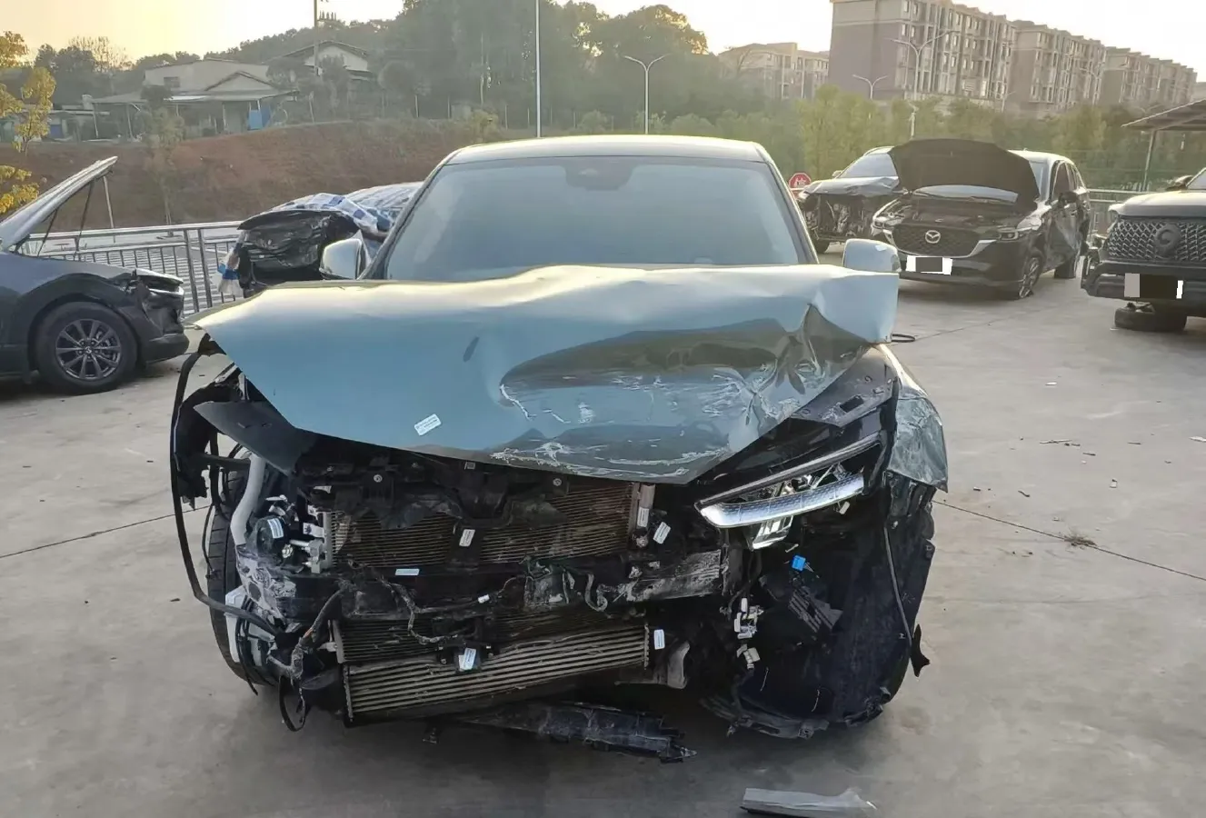 2022 AITO AITO M5 Range Extended 125HP REEV 40KWH,autocango,china used car exporter,china ev exporter,chinese used car exporter,chinese used ev exporter