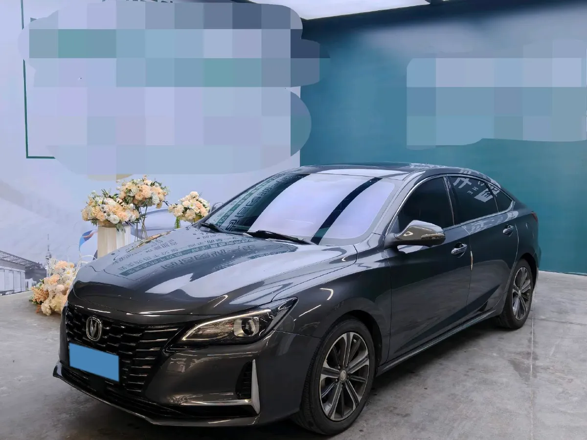 2022 ChangAn Raeton CC 1.5T 188HP L4 7DCT,autocango,china used car exporter,china ev exporter,chinese used car exporter,chinese used ev exporter