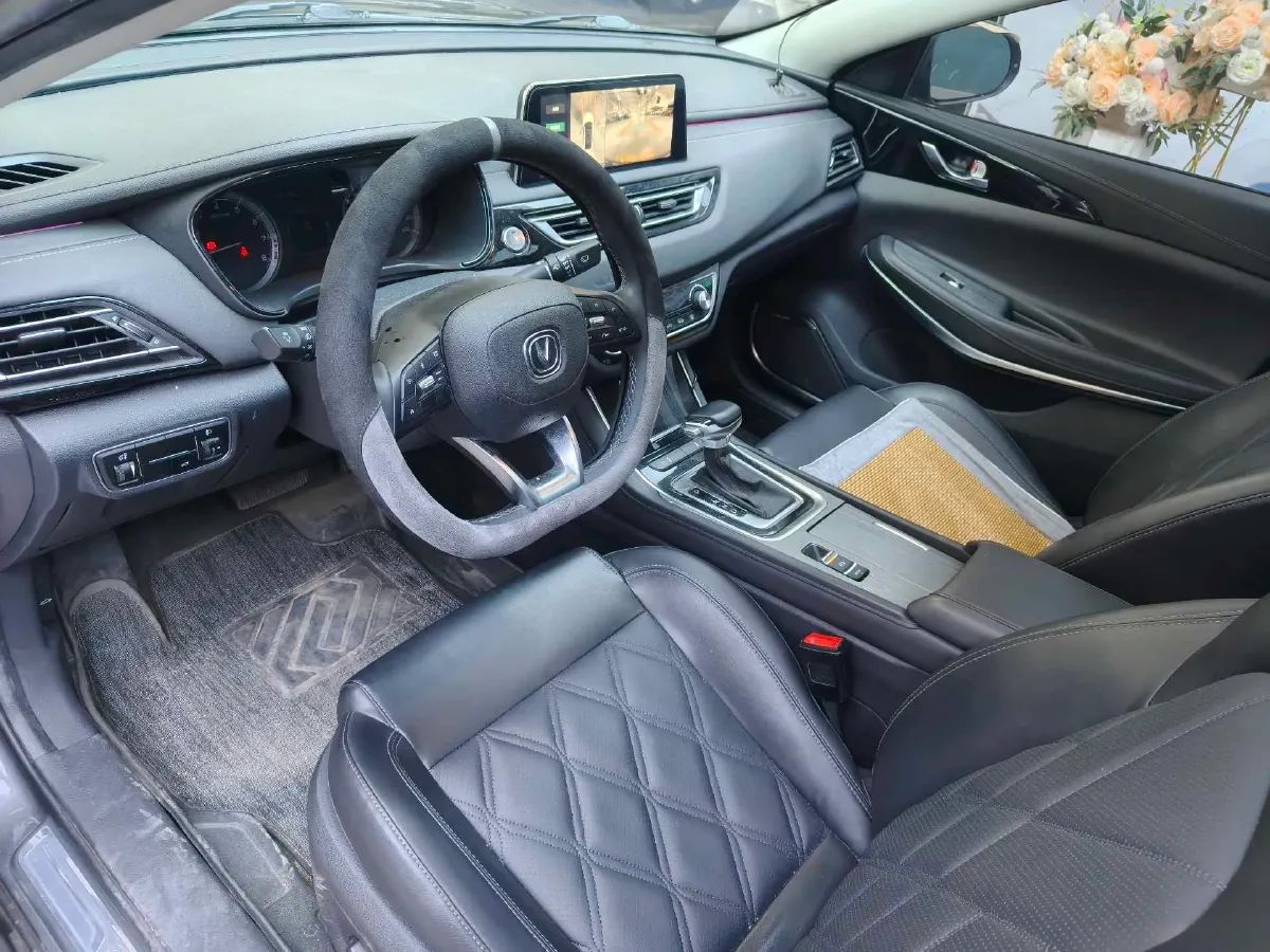 2022 ChangAn Raeton CC 1.5T 188HP L4 7DCT,autocango,china used car exporter,china ev exporter,chinese used car exporter,chinese used ev exporter