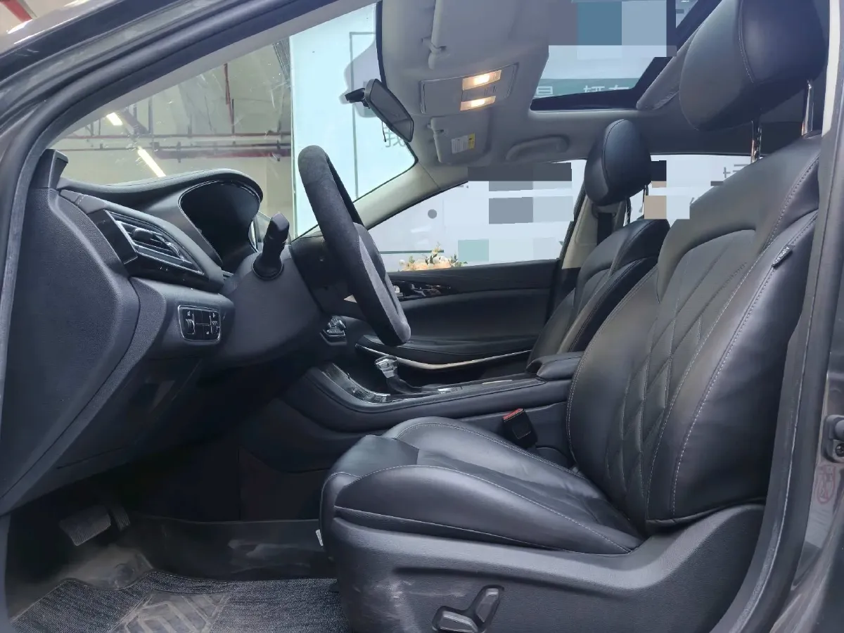 2022 ChangAn Raeton CC 1.5T 188HP L4 7DCT,autocango,china used car exporter,china ev exporter,chinese used car exporter,chinese used ev exporter