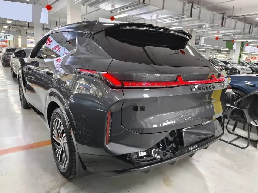 2025 LYNK&CO 08 EM-P 1.5T 163HP L4 3DHT PHEV 21.2KWH,autocango,china used car exporter,china ev exporter,chinese used car exporter,chinese used ev exporter
