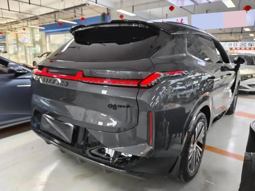 2025 LYNK&CO 08 EM-P 1.5T 163HP L4 3DHT PHEV 21.2KWH,autocango,china used car exporter,china ev exporter,chinese used car exporter,chinese used ev exporter