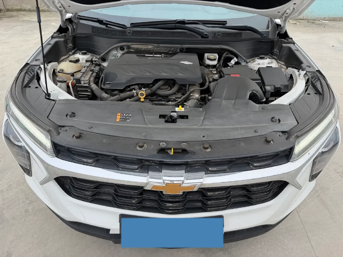 2022 Chevrolet Seeker 1.5T 184HP L4 CVT,autocango,china used car exporter,china ev exporter,chinese used car exporter,chinese used ev exporter