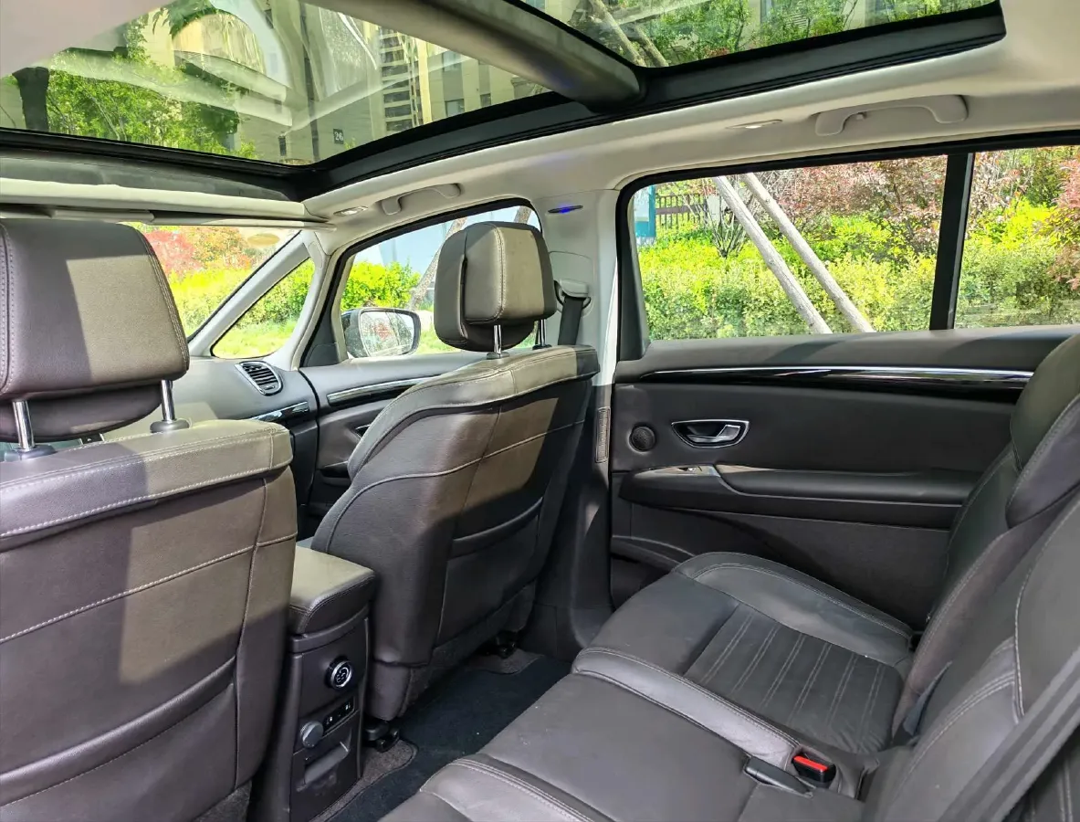 2018 Renault Espace Classic 1.8T 224HP L4 7DCT,autocango,china used car exporter,china ev exporter,chinese used car exporter,chinese used ev exporter