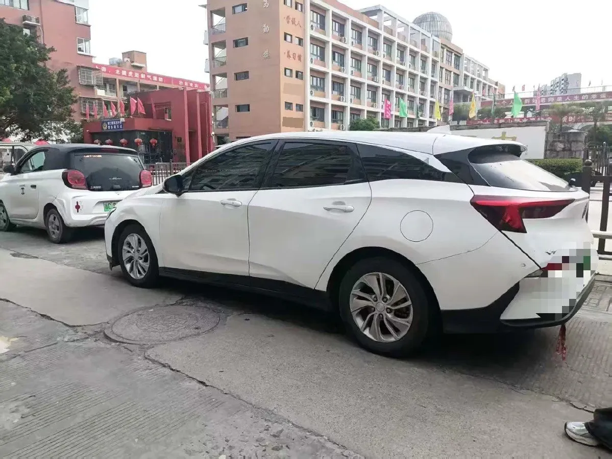 2022 Buick Velite 6 1.5L 102HP L4 E-CVT PHEV 9.5KWH,autocango,china used car exporter,china ev exporter,chinese used car exporter,chinese used ev exporter