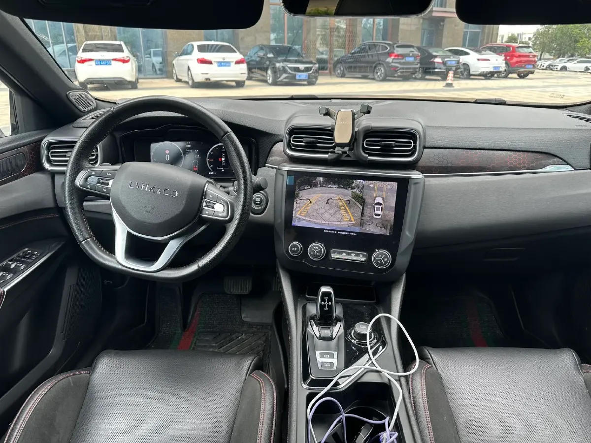 2020 Ford Focus 1.5T 174HP L3 8AT,autocango,china used car exporter,china ev exporter,chinese used car exporter,chinese used ev exporter