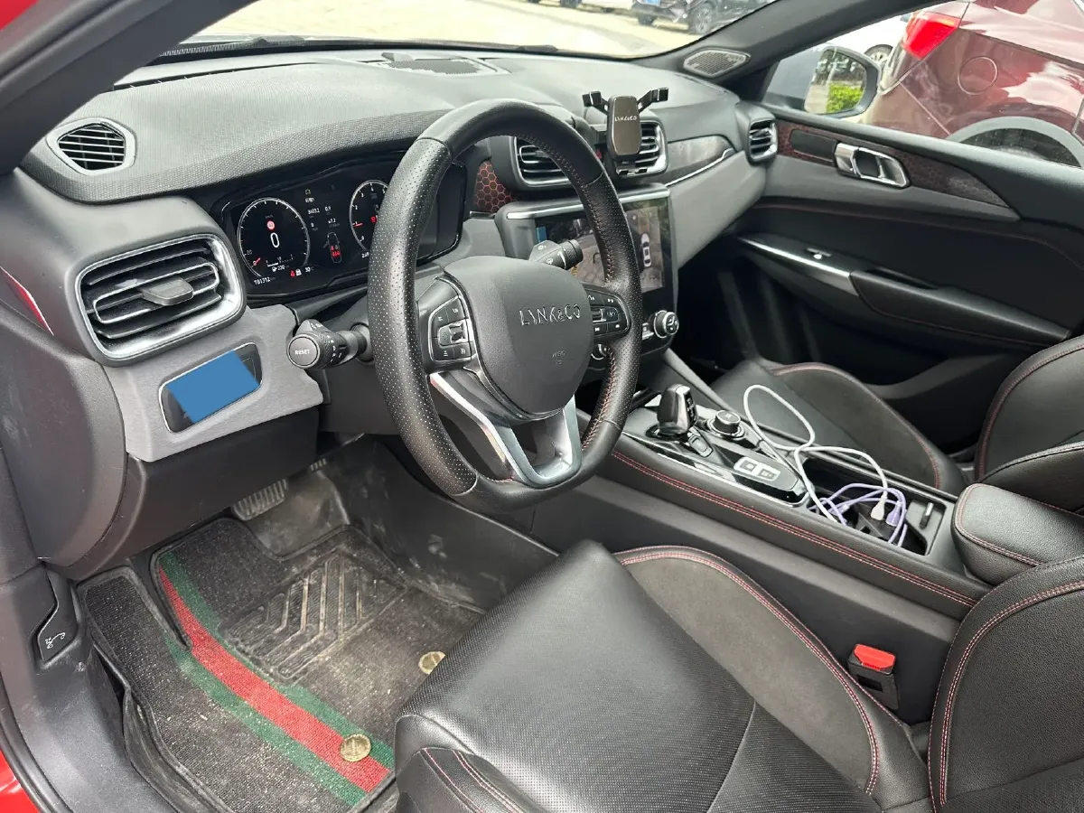 2020 Ford Focus 1.5T 174HP L3 8AT,autocango,china used car exporter,china ev exporter,chinese used car exporter,chinese used ev exporter