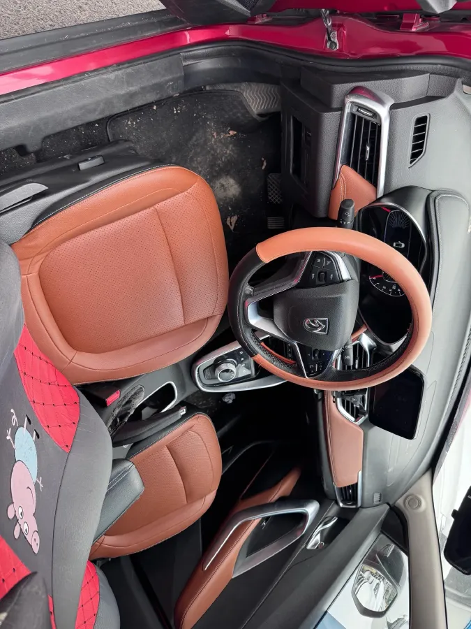 2017 HaiMa S5 Young Edition 1.6L 122HP L4 5MT,autocango,china used car exporter,china ev exporter,chinese used car exporter,chinese used ev exporter