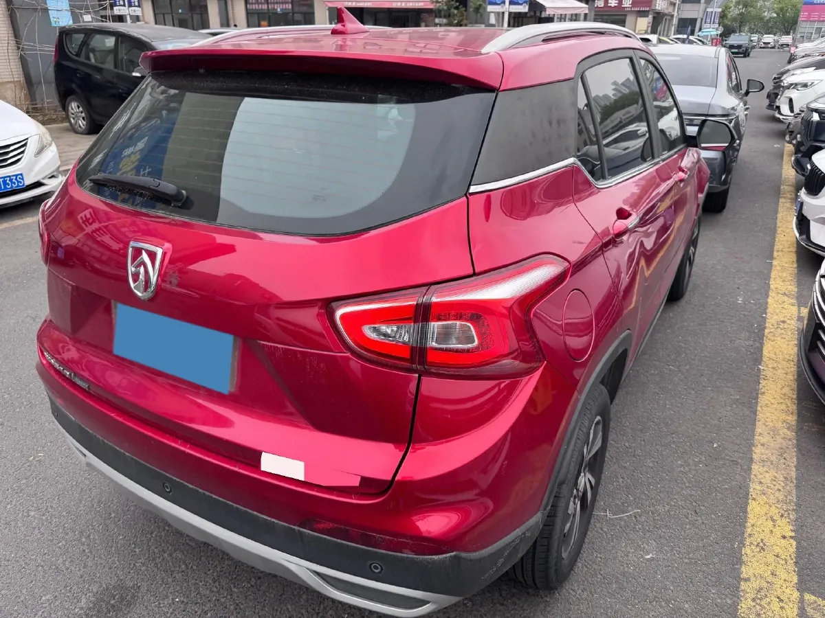 2017 HaiMa S5 Young Edition 1.6L 122HP L4 5MT,autocango,china used car exporter,china ev exporter,chinese used car exporter,chinese used ev exporter