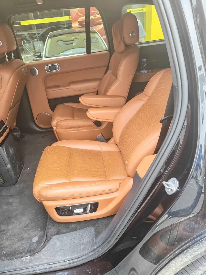 2022 Li L9 Range Extended 154HP REEV 42.6KWH,autocango,china used car exporter,china ev exporter,chinese used car exporter,chinese used ev exporter