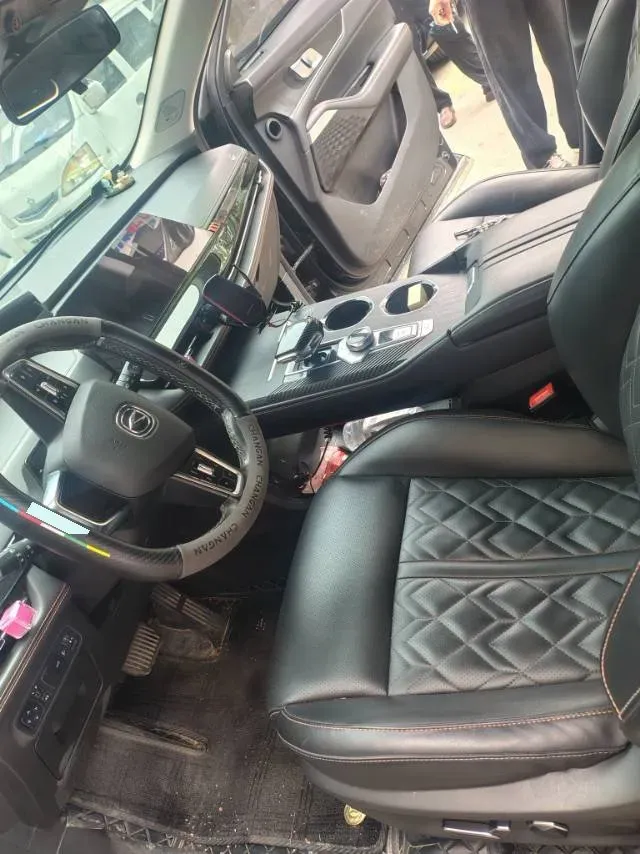 2021 ChangAn UNI-K 2.0T 233HP L4 8AT,autocango,china used car exporter,china ev exporter,chinese used car exporter,chinese used ev exporter