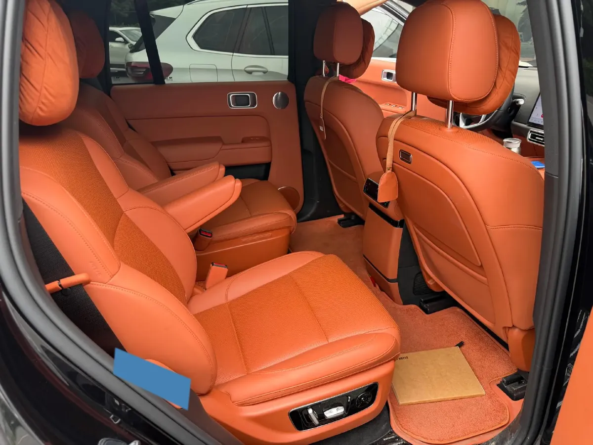 2024 Toyota Granvia 2.5L 189HP L4 E-CVT Hybrid,autocango,china used car exporter,china ev exporter,chinese used car exporter,chinese used ev exporter