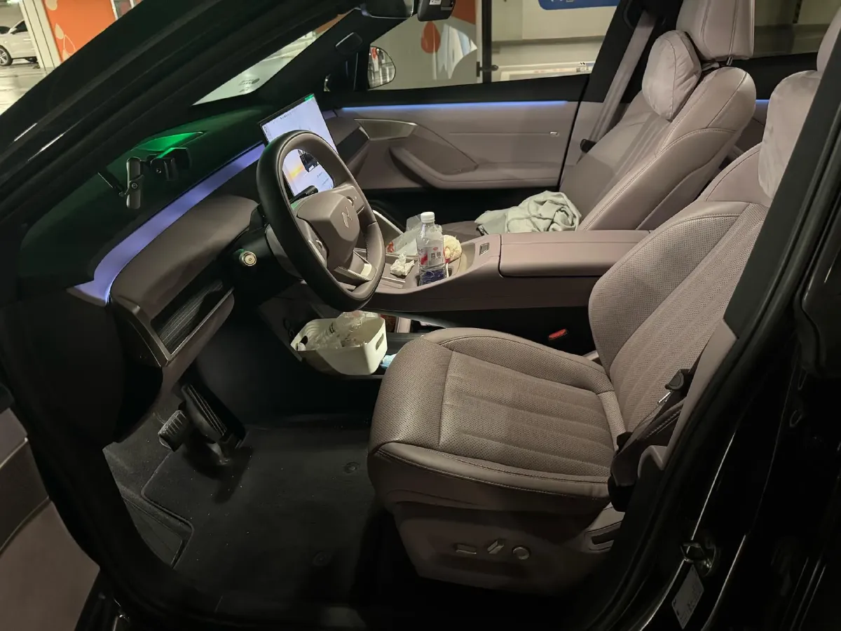 2024 ONVO L60 BEV 60KWH,autocango,china used car exporter,china ev exporter,chinese used car exporter,chinese used ev exporter