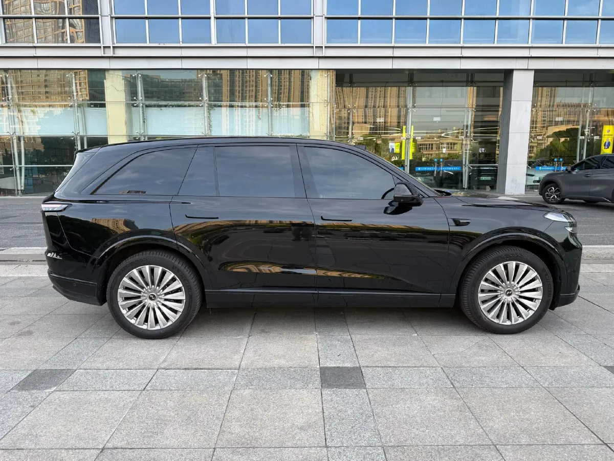 2026 AITO AITO M7 REEV 160HP REEV,autocango,china used car exporter,china ev exporter,chinese used car exporter,chinese used ev exporter