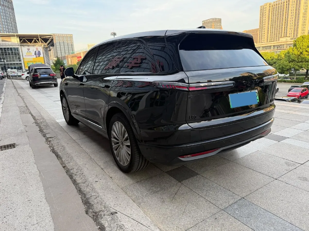 2026 AITO AITO M7 REEV 160HP REEV,autocango,china used car exporter,china ev exporter,chinese used car exporter,chinese used ev exporter