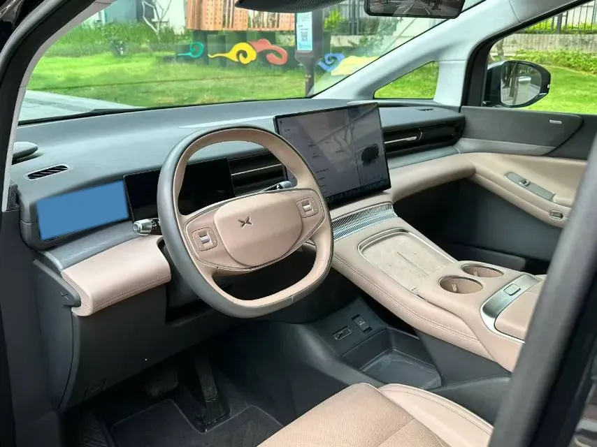 2025 Xpeng X9 BEV,autocango,china used car exporter,china ev exporter,chinese used car exporter,chinese used ev exporter