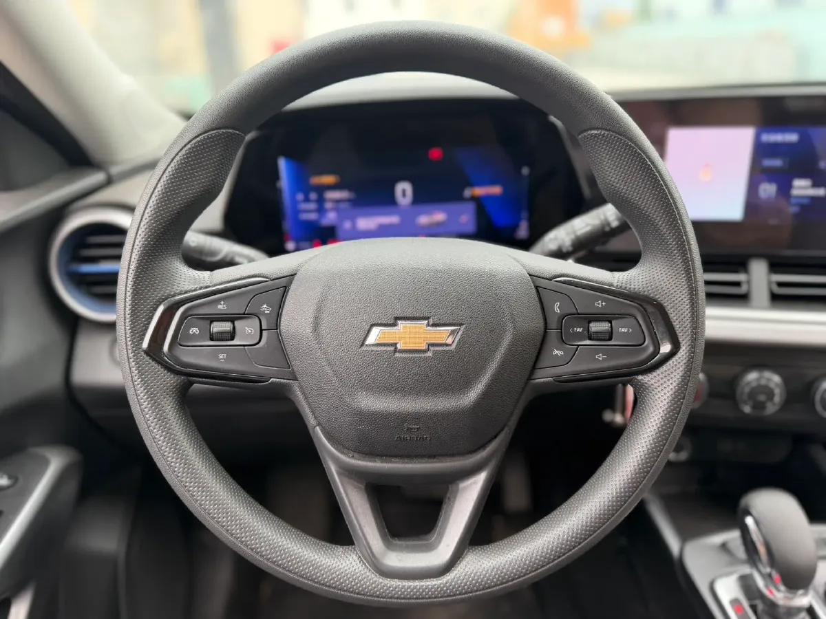2022 Chevrolet Seeker 1.5T 184HP L4 CVT,autocango,china used car exporter,china ev exporter,chinese used car exporter,chinese used ev exporter