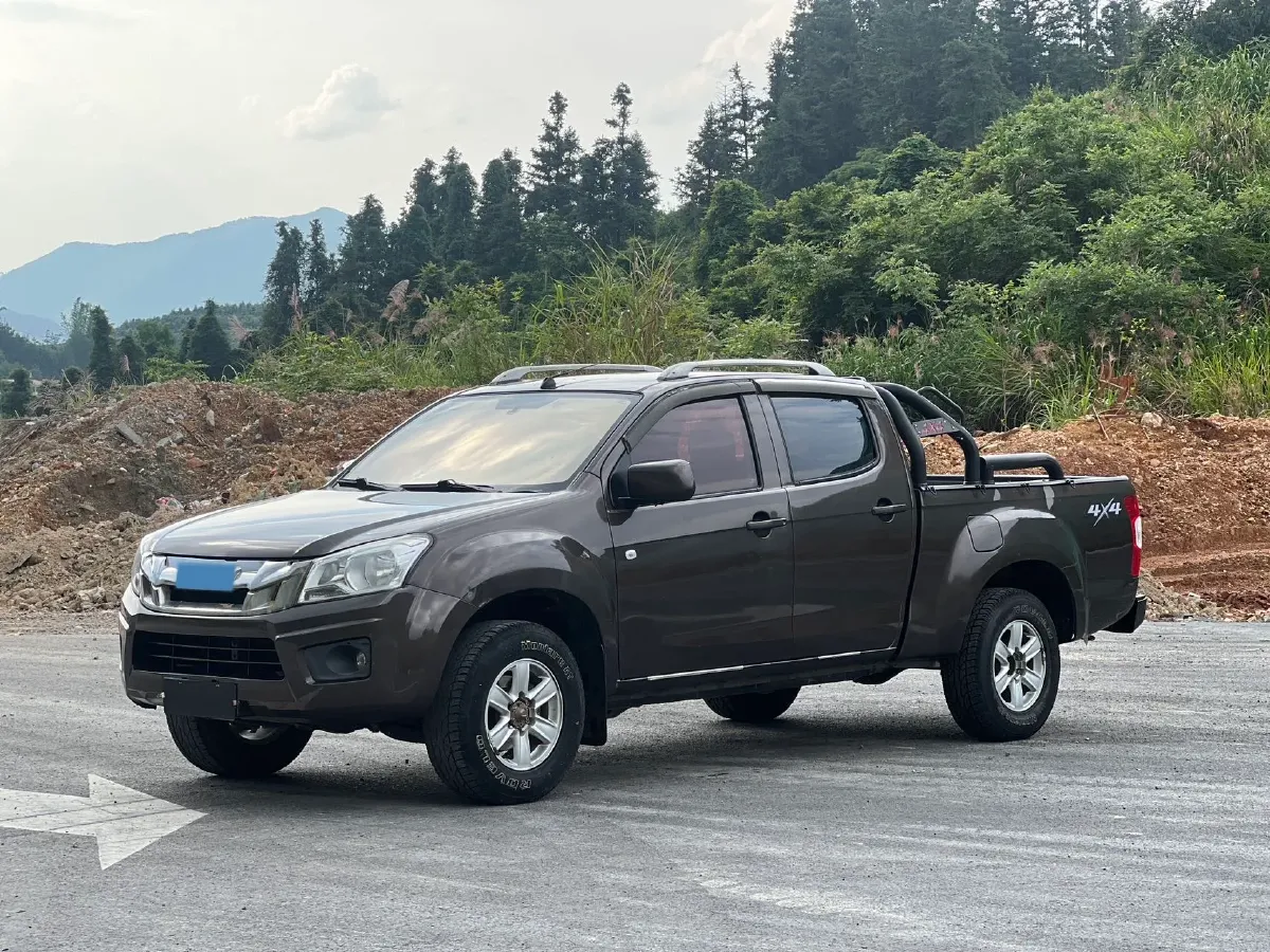 2018 Isuzu RE-MAX Jim 2.8T 116HP L4 5MT,autocango,china used car exporter,china ev exporter,chinese used car exporter,chinese used ev exporter