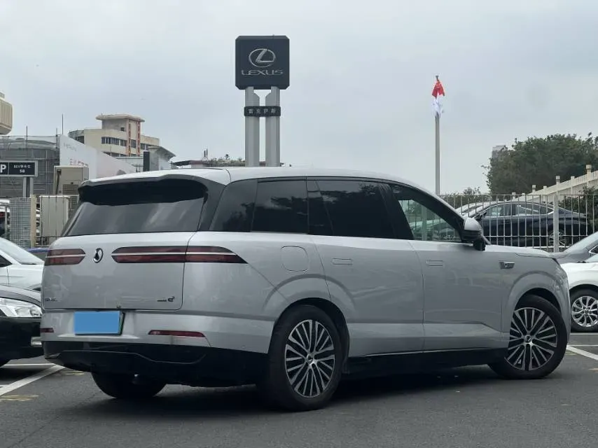 2025 Denza DenzaN8L 2.0T 207HP L4 E-CVT PHEV,autocango,china used car exporter,china ev exporter,chinese used car exporter,chinese used ev exporter
