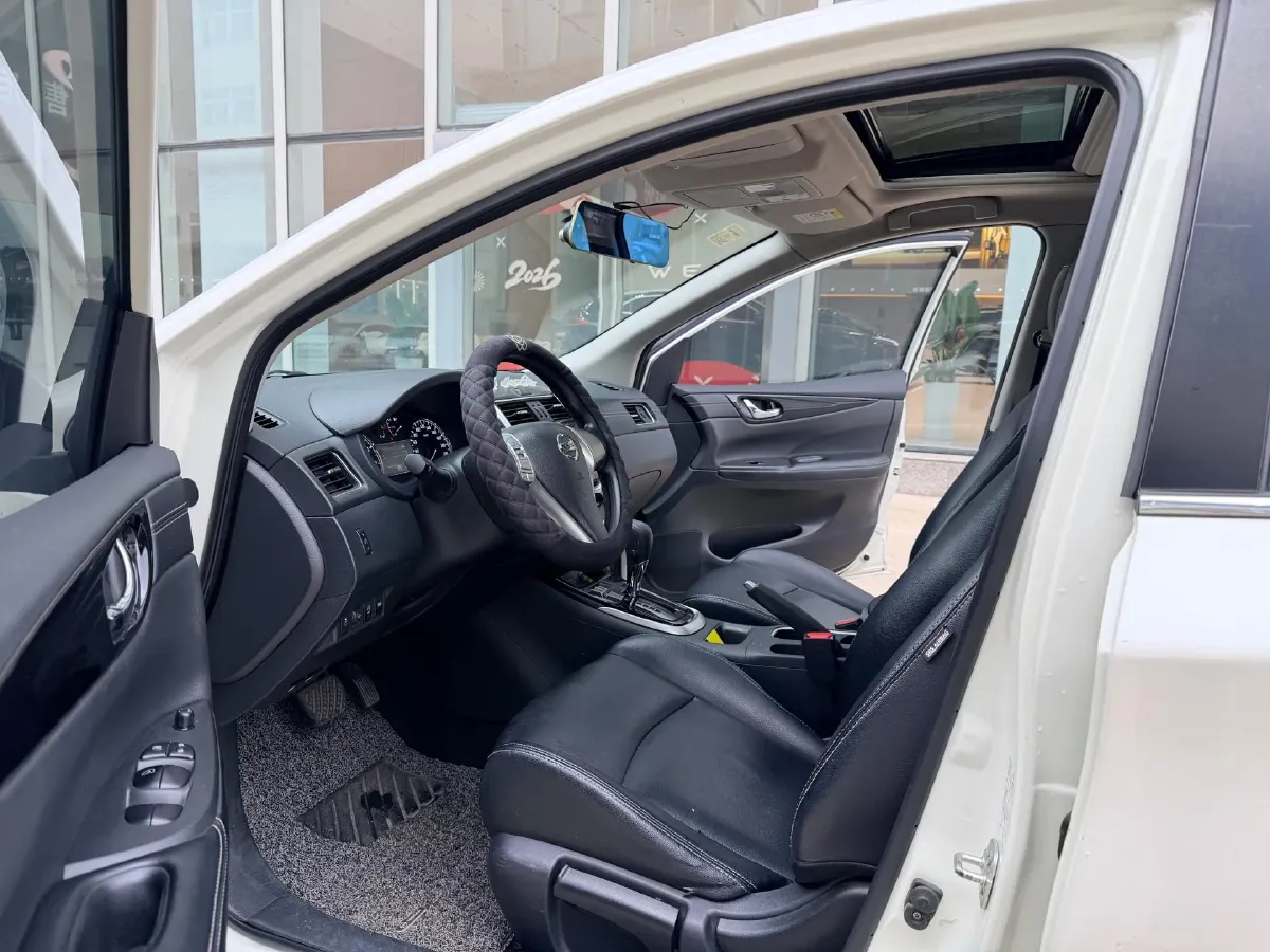 2021 Nissan Tiida 1.6L 122HP L4 CVT,autocango,china used car exporter,china ev exporter,chinese used car exporter,chinese used ev exporter