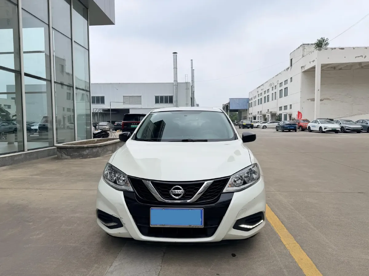 2021 Nissan Tiida 1.6L 122HP L4 CVT,autocango,china used car exporter,china ev exporter,chinese used car exporter,chinese used ev exporter