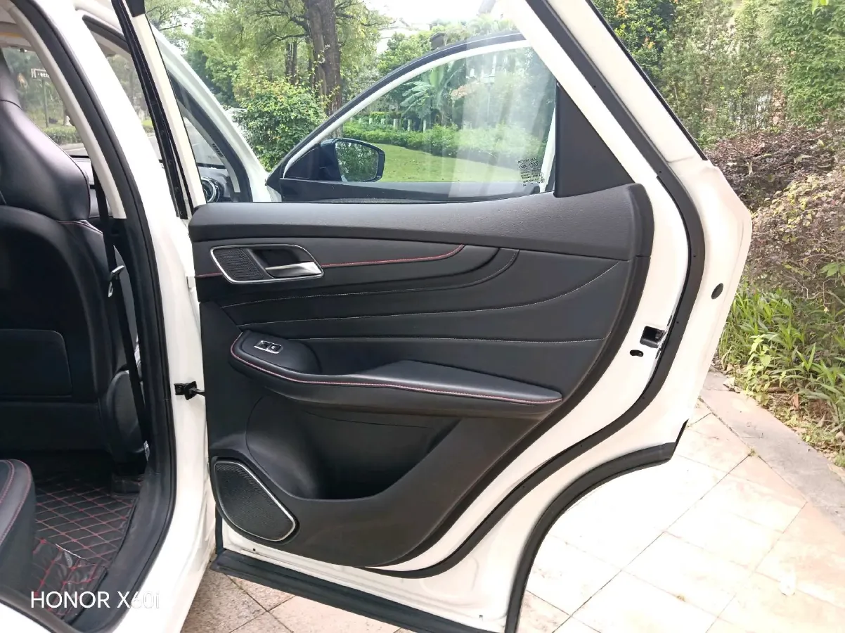 2021 MG Pilot 1.5T 173HP L4 7DCT,autocango,china used car exporter,china ev exporter,chinese used car exporter,chinese used ev exporter