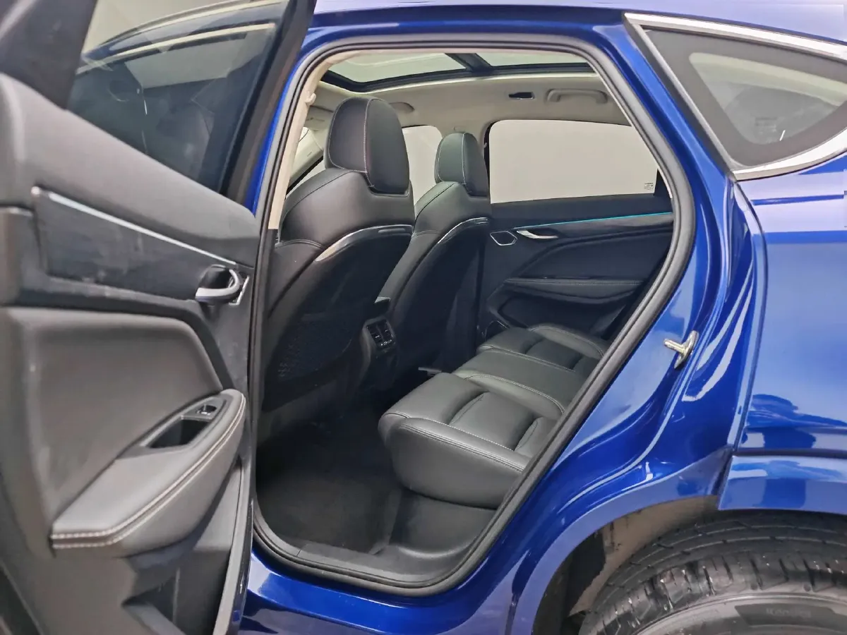 2019 Geely Tugella 2.0T 238HP L4 8AT,autocango,china used car exporter,china ev exporter,chinese used car exporter,chinese used ev exporter