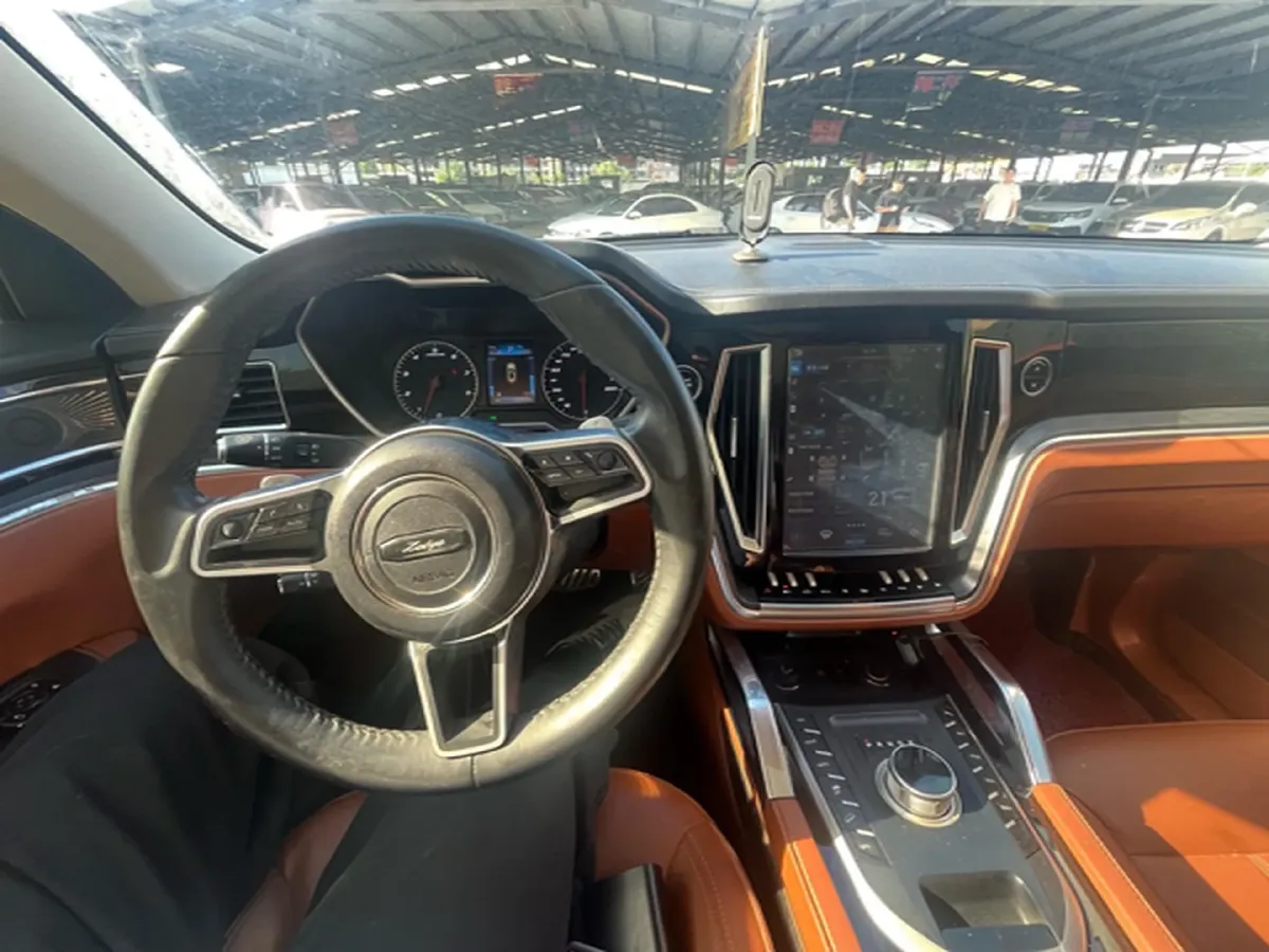 2017 Zotye T700 1.8T 177HP L4 6DCT,autocango,china used car exporter,china ev exporter,chinese used car exporter,chinese used ev exporter