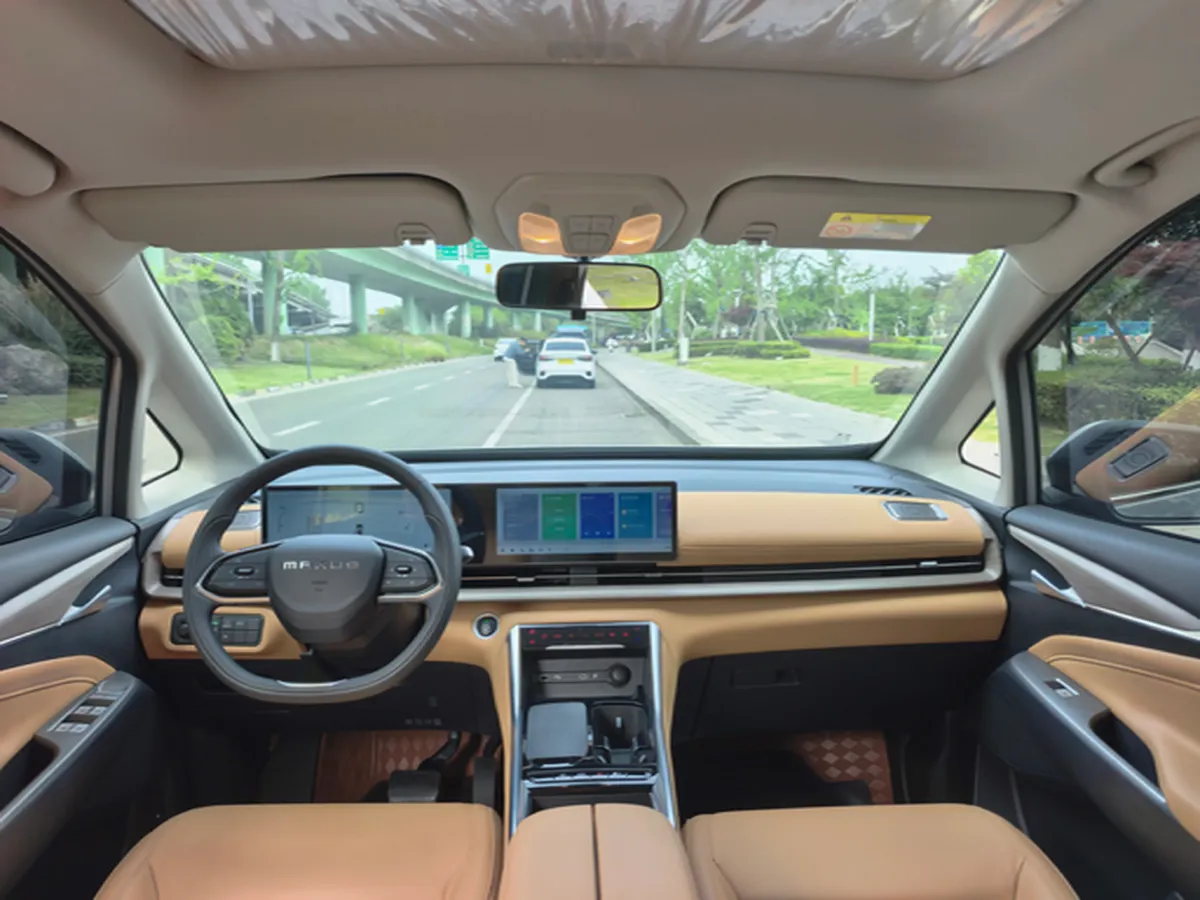 2025 MAXUS G50 PHEV 1.5L 98HP L4 1DHT PHEV 18.65KWH,autocango,china used car exporter,china ev exporter,chinese used car exporter,chinese used ev exporter