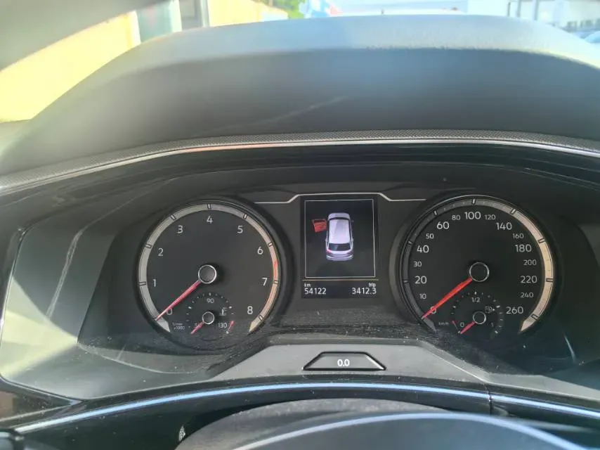 2019 Jeep Cherokee 2.0T 234HP L4 9AT,autocango,china used car exporter,china ev exporter,chinese used car exporter,chinese used ev exporter