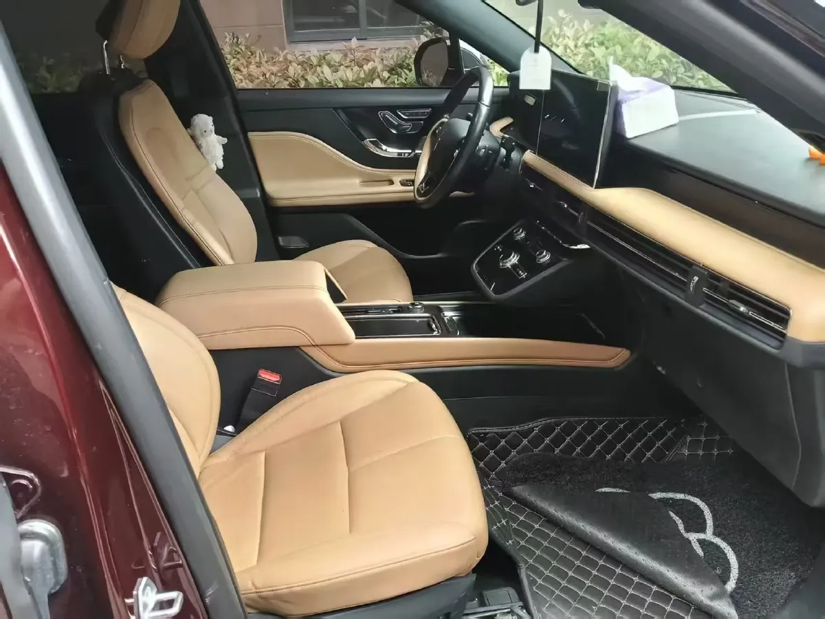 2022 Lincoln Corsair 2.0T 245HP L4 8AT,autocango,china used car exporter,china ev exporter,chinese used car exporter,chinese used ev exporter