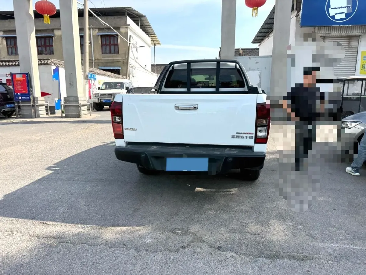 2020 Isuzu LingTuo 2.5T 150HP L4 6MT,autocango,china used car exporter,china ev exporter,chinese used car exporter,chinese used ev exporter