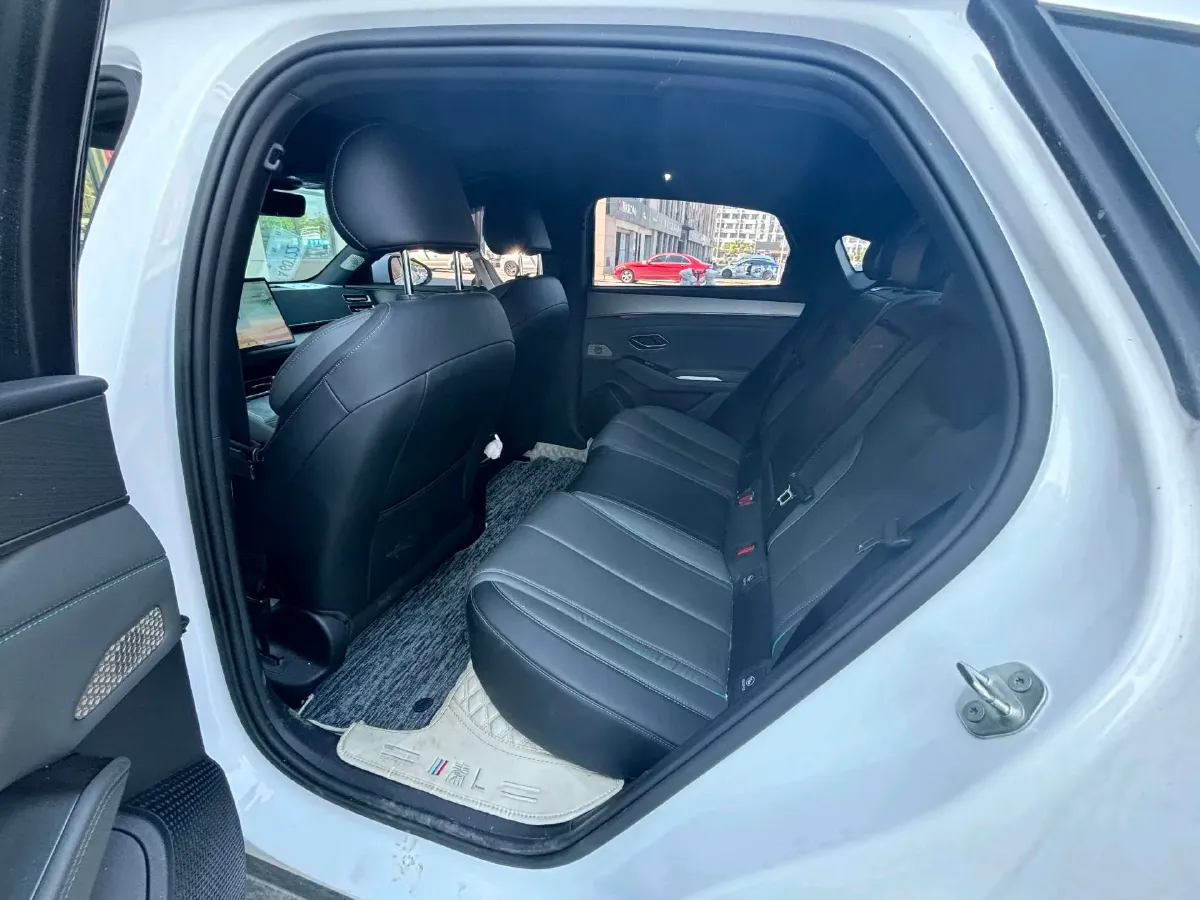 2024 BYD SongL DM-i 1.5L 101HP L4 E-CVT PHEV 18.3KWH,autocango,china used car exporter,china ev exporter,chinese used car exporter,chinese used ev exporter