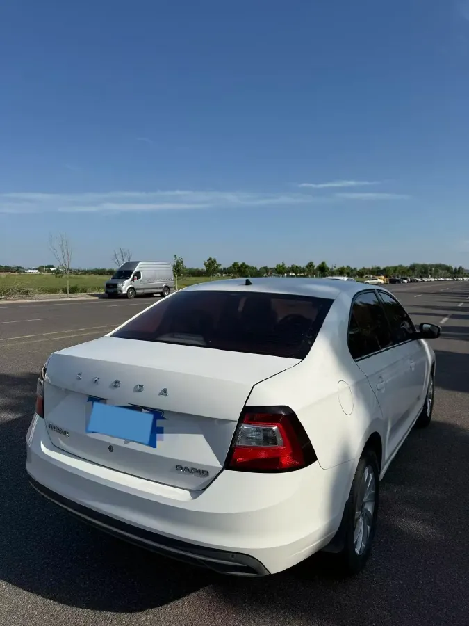 2019 SWM G01 1.5T 156HP L4 6AT,autocango,china used car exporter,china ev exporter,chinese used car exporter,chinese used ev exporter